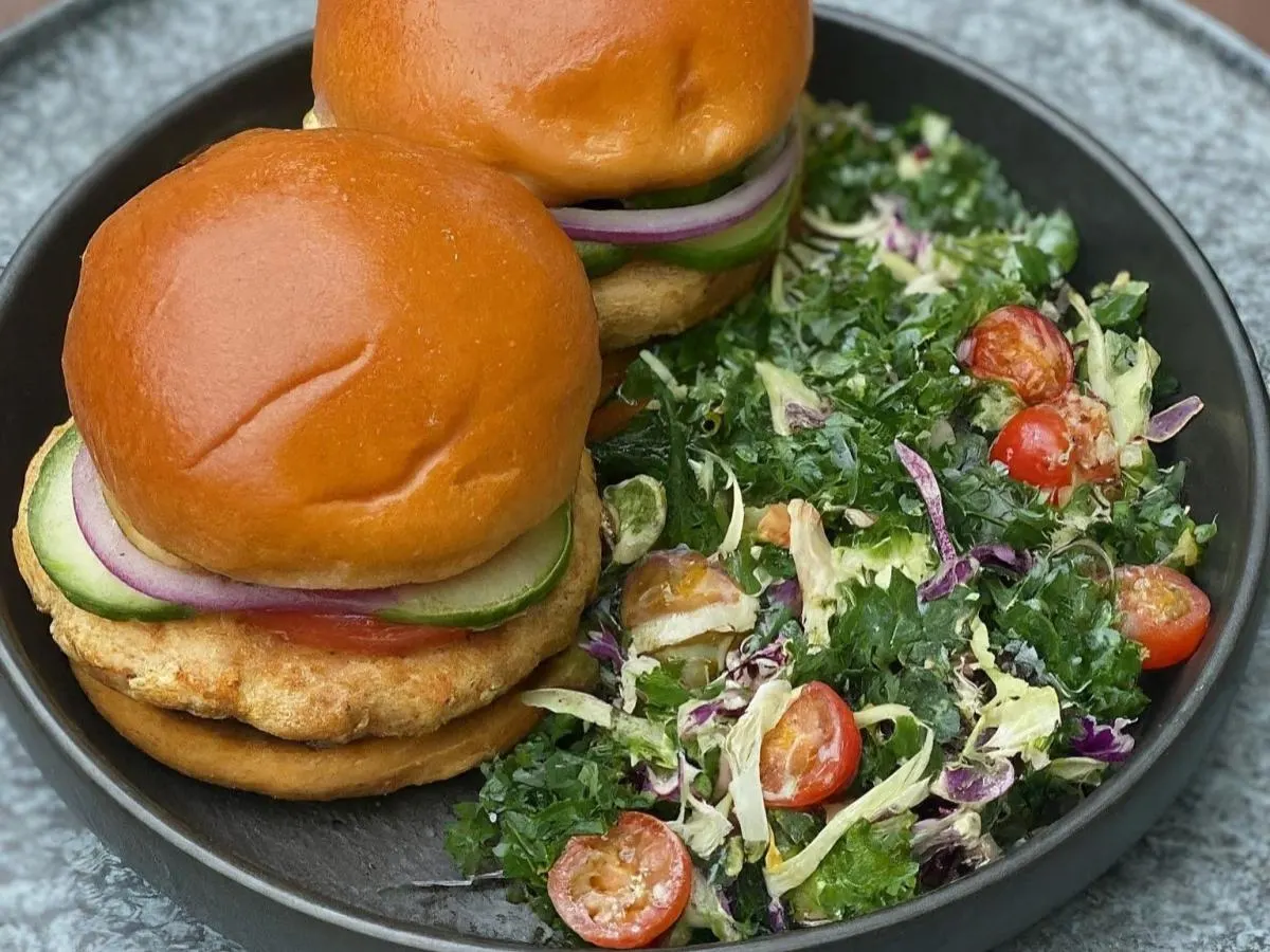 Chicken Kabab Burger + Salad