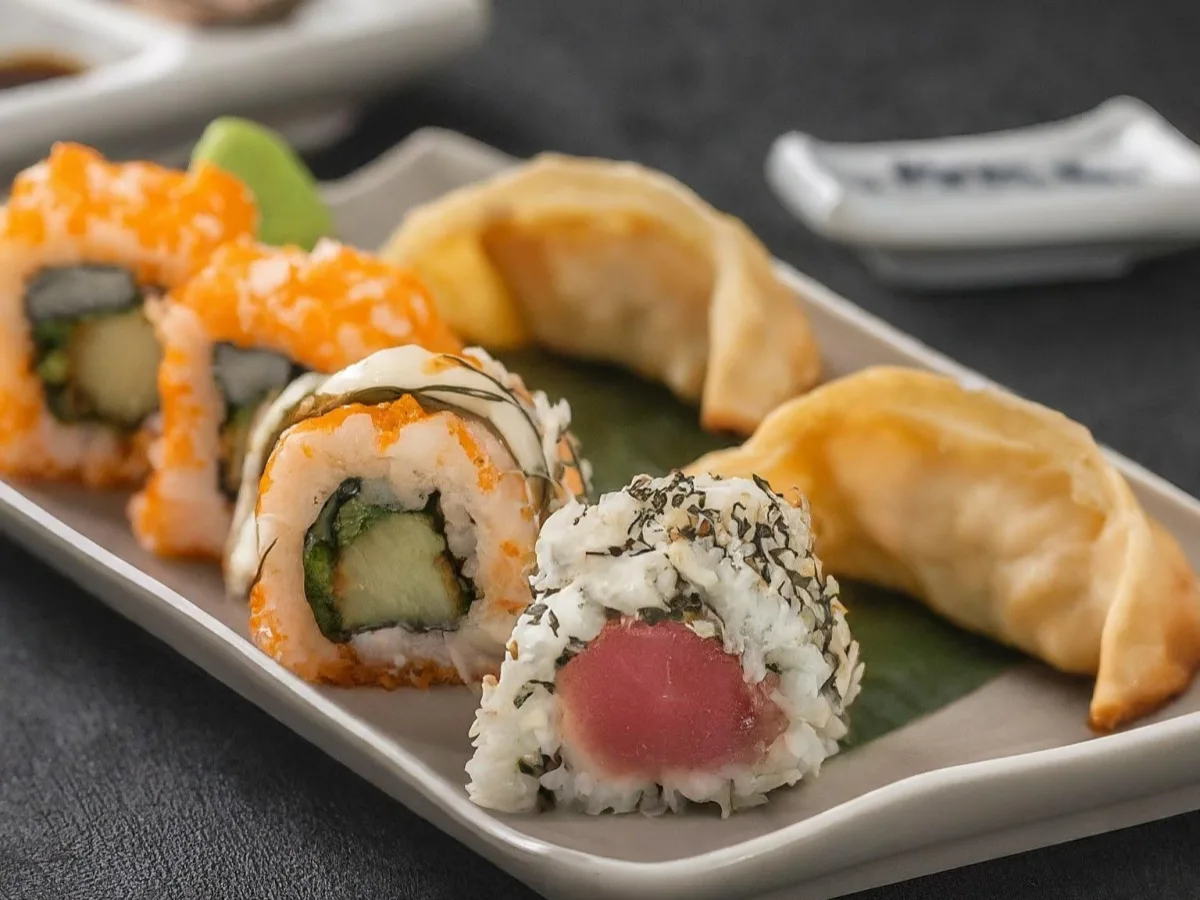 3 Roll Set with Gyoza