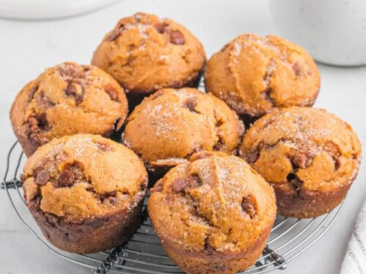 Cinnamon Coffee Chip Muffin Cinnamon Coffee Chip Muffin