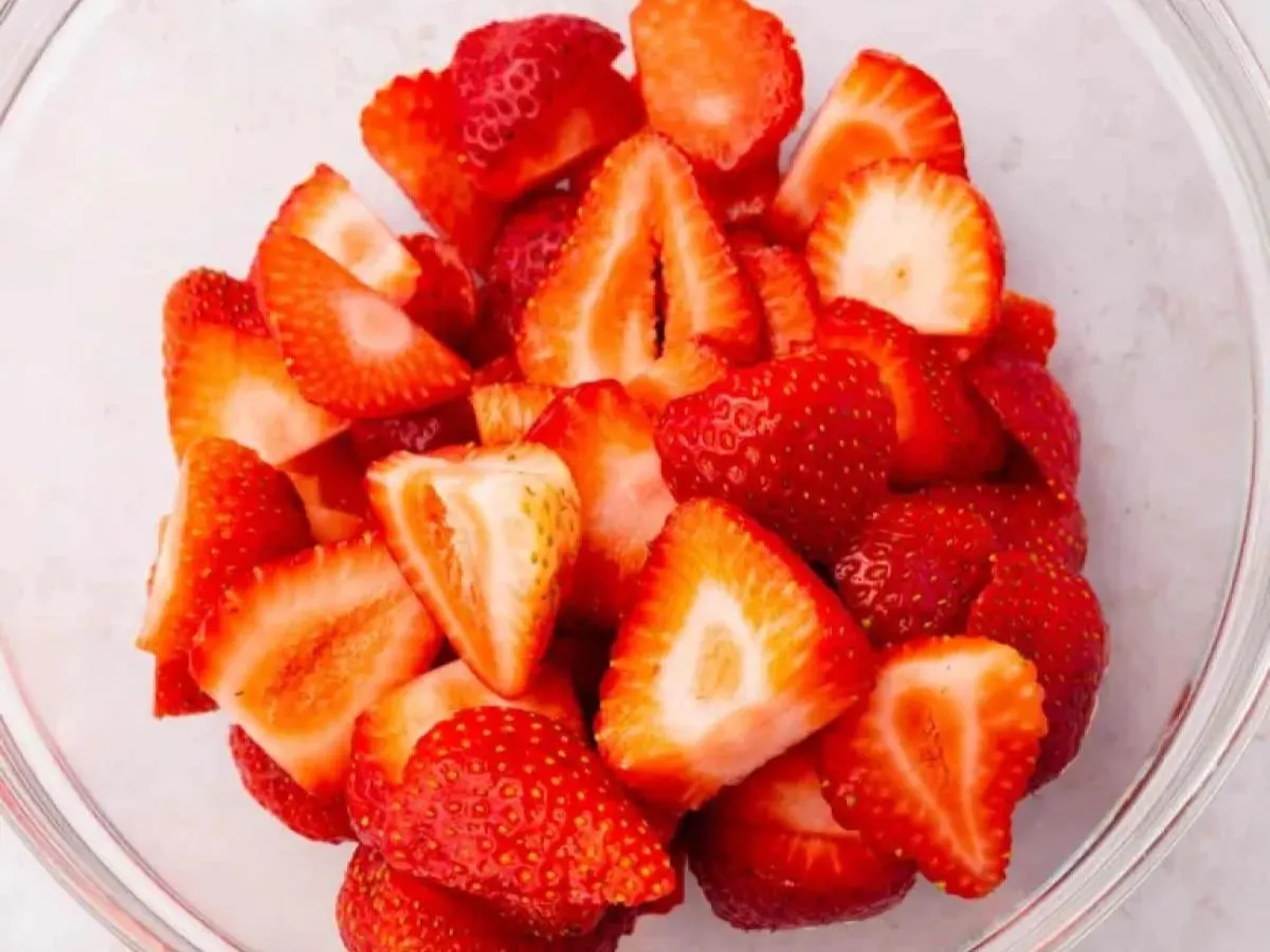 Strawberrys Strawberrys