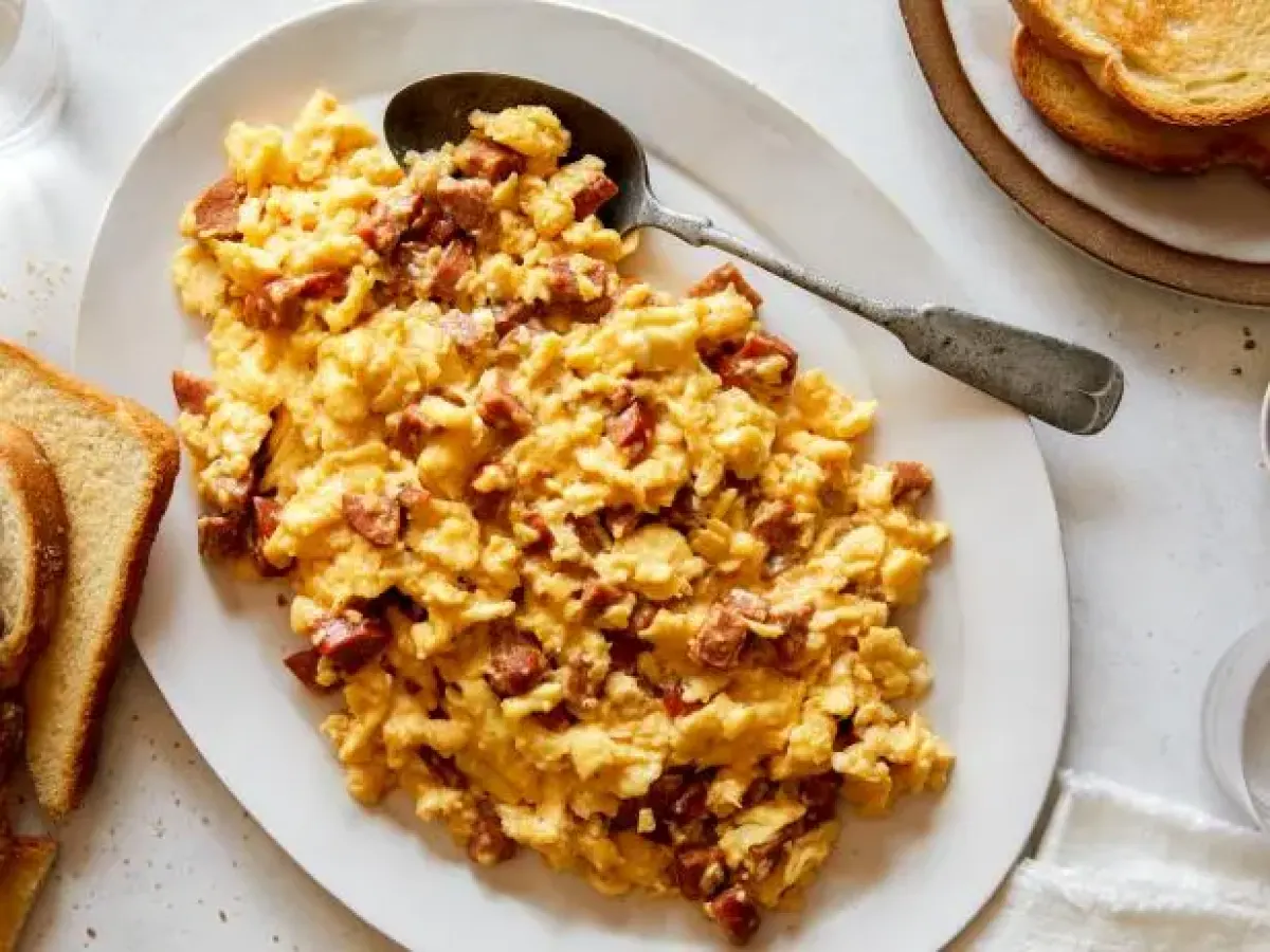 Scrambled eggs with Chorizo Scrambled eggs with Chorizo