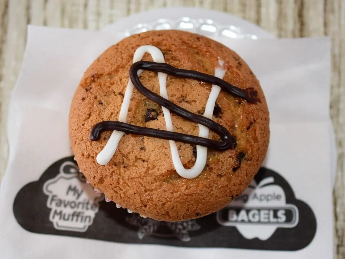 Chocolate Chip Jumbo Muffin Chocolate Chip Jumbo Muffin