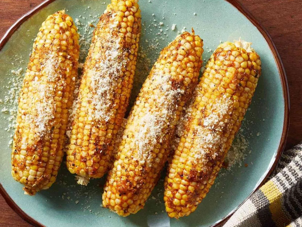 Summer Sweet Corn on the Cob Summer Sweet Corn on the Cob