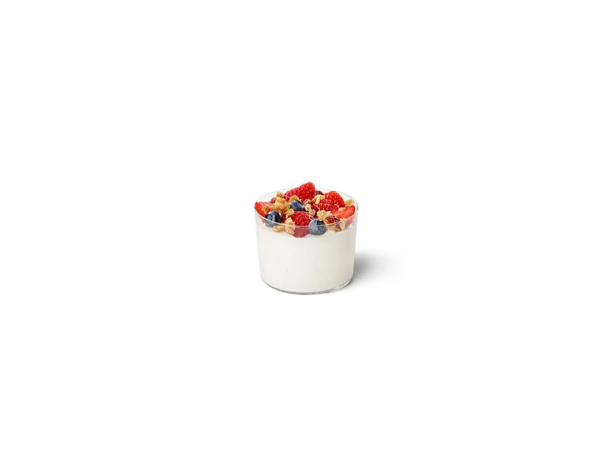 Greek Yogurt Parfait w/ Cookie Crumbs Greek Yogurt Parfait w/ Cookie Crumbs