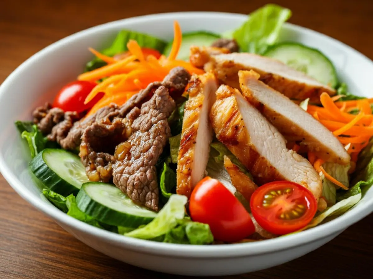Signature House Salad - Chicken & Steak