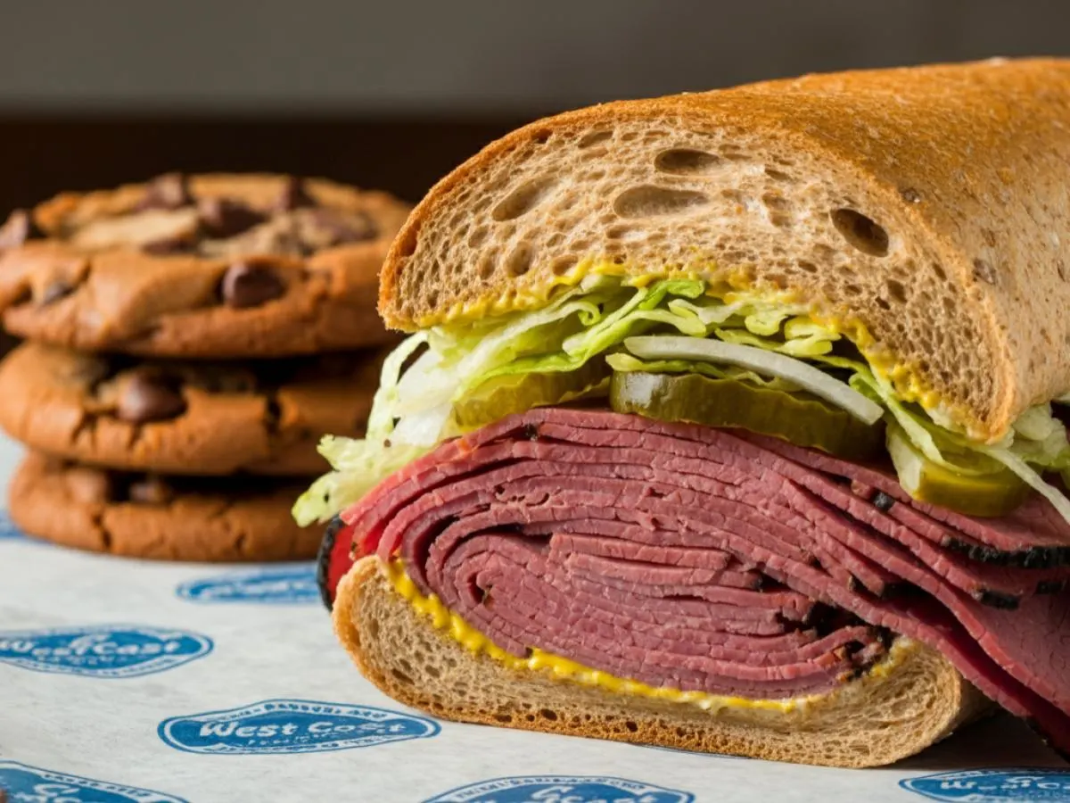 Hot Pastrami on Whole Grain Wheat Bread & a Chocolate Chip Cookie (No Tomatoes) Hot Pastrami on Whole Grain Wheat Bread & a Chocolate Chip Cookie (No Tomatoes)