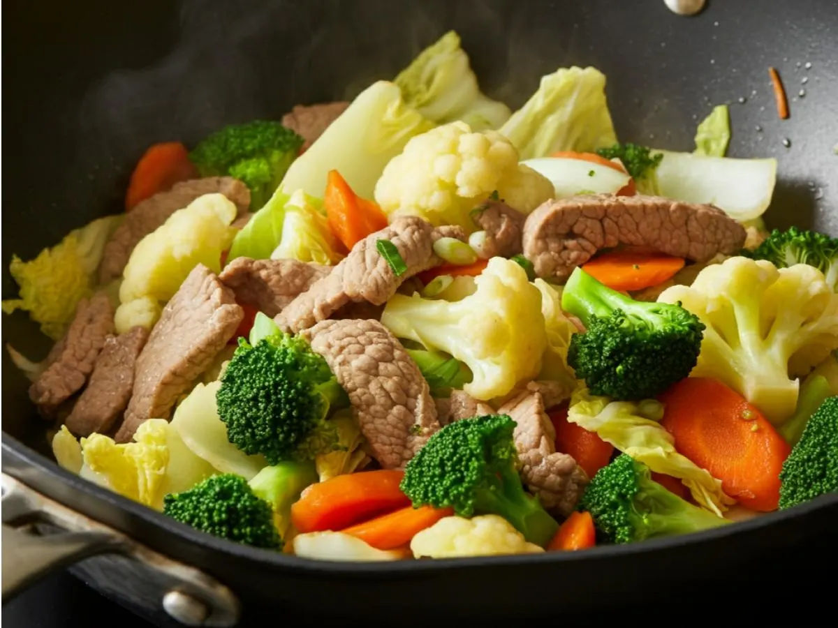Vegetable Delight Stir-Fry with Pork Vegetable Delight Stir-Fry with Pork