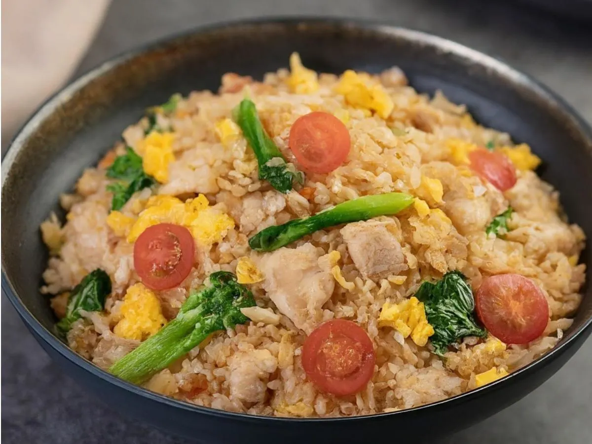 Thai Fried Rice with Chicken Thai Fried Rice with Chicken