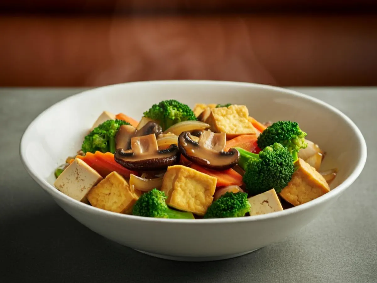 Vegetarian Stir Fry with Tofu & Rice Vegetarian Stir Fry with Tofu & Rice