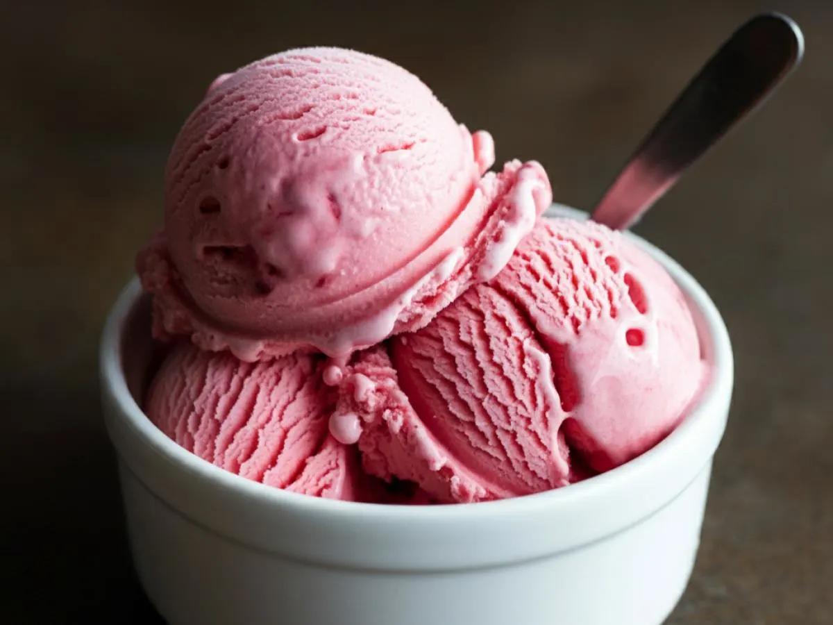Strawberry Ice Cream Strawberry Ice Cream