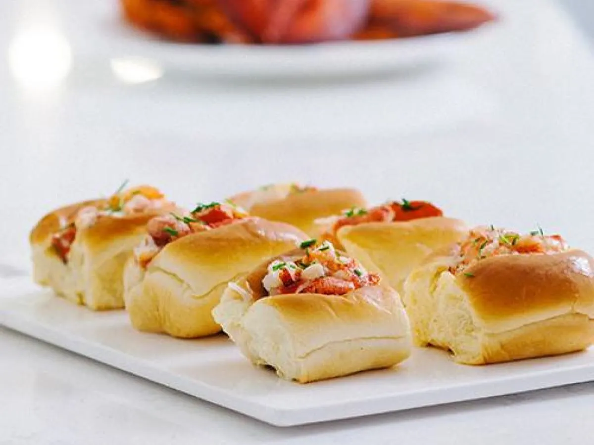 Mini Lobster Rolls Mini Lobster Rolls