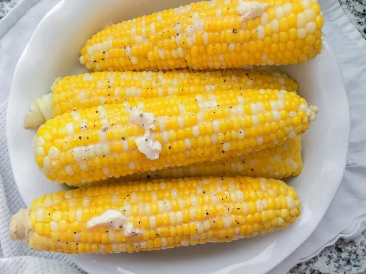 Buttery Corn on the Cob Buttery Corn on the Cob