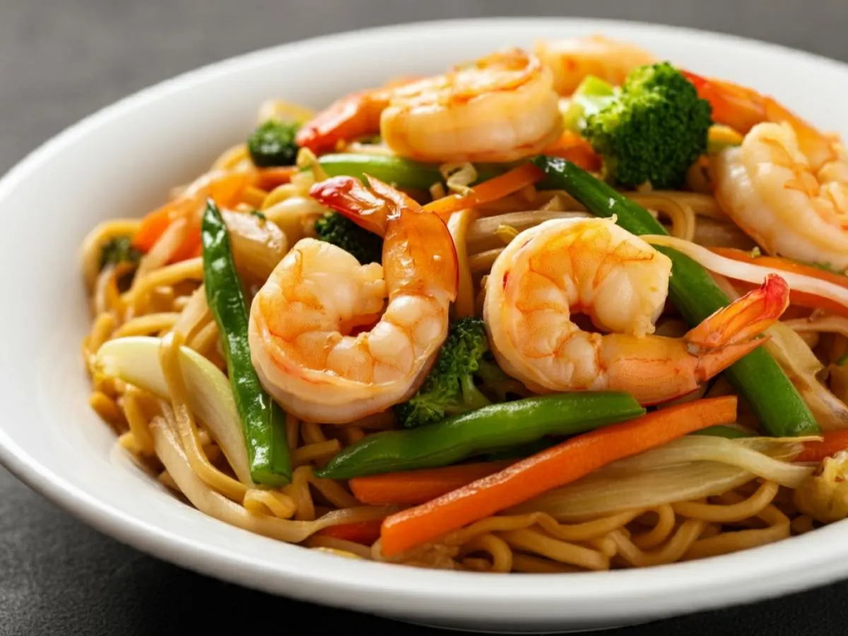 Lo Mein Shrimp Bowl Lo Mein Shrimp Bowl