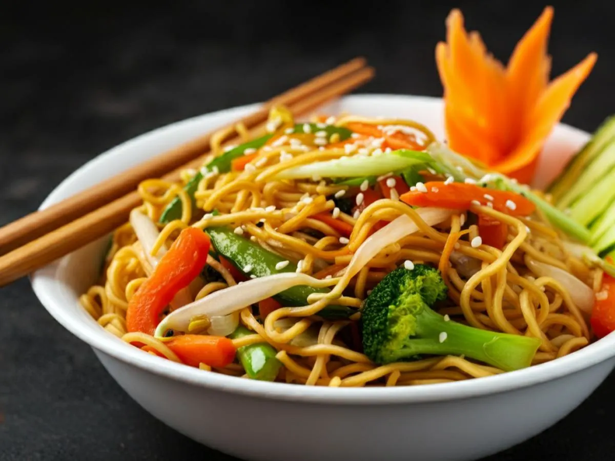 Lo Mein Mixed Veggie Bowl Lo Mein Mixed Veggie Bowl