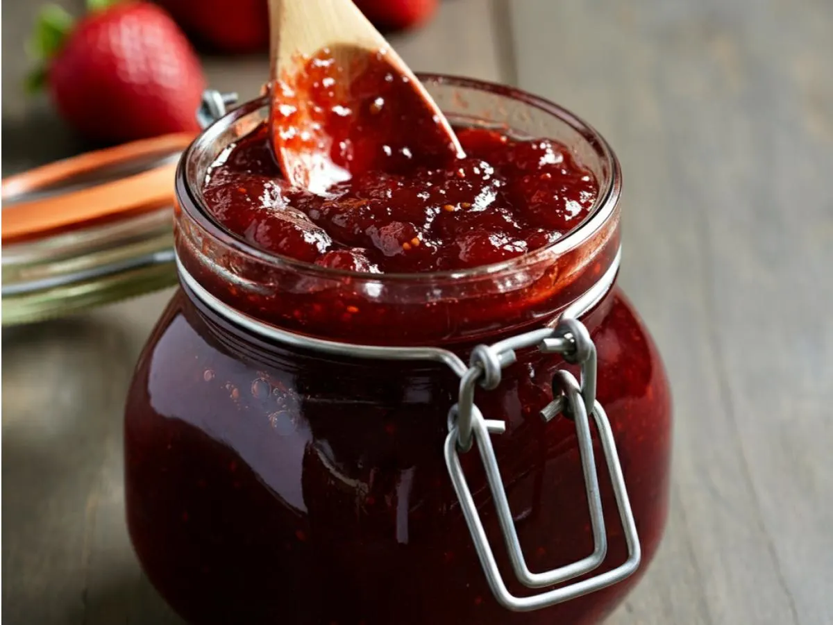 Strawberry Clove Preserves Strawberry Clove Preserves