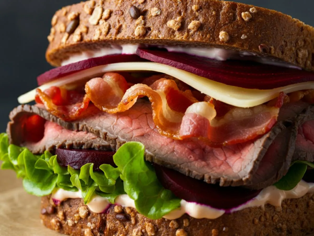GF Roast Beef Deluxe Box