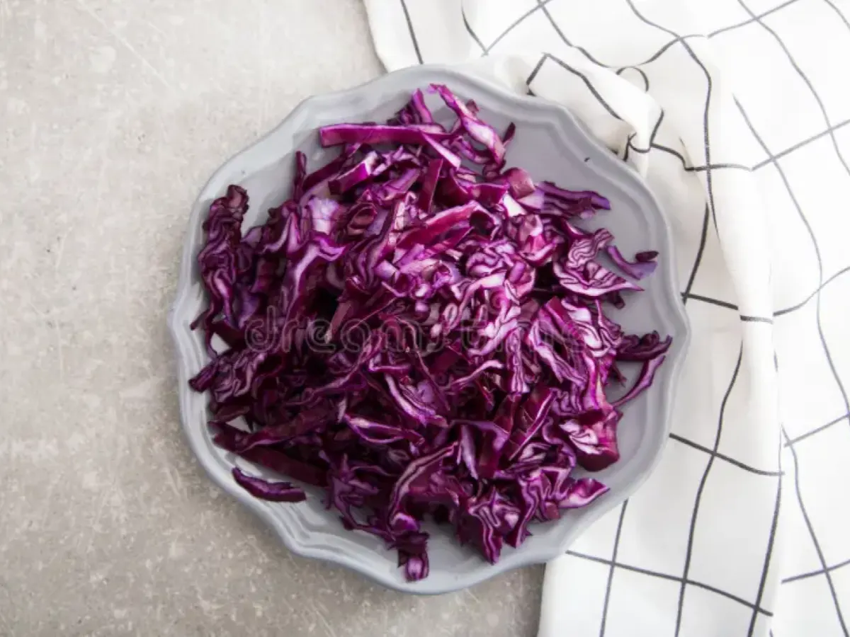 Red Cabbage {shredded} Red Cabbage {shredded}
