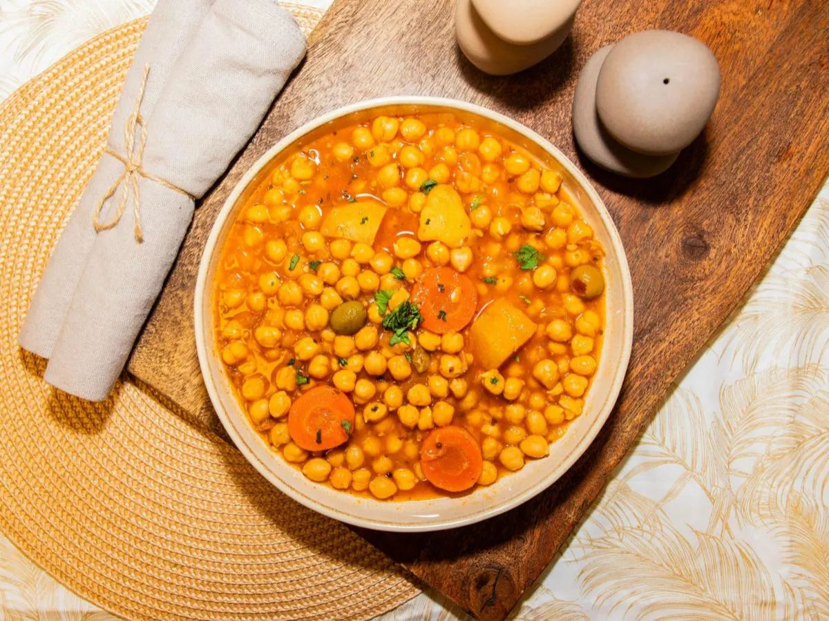 Sopa de Garbanzo Guisado (Stewed Chickpea Soup) Sopa de Garbanzo Guisado (Stewed Chickpea Soup)