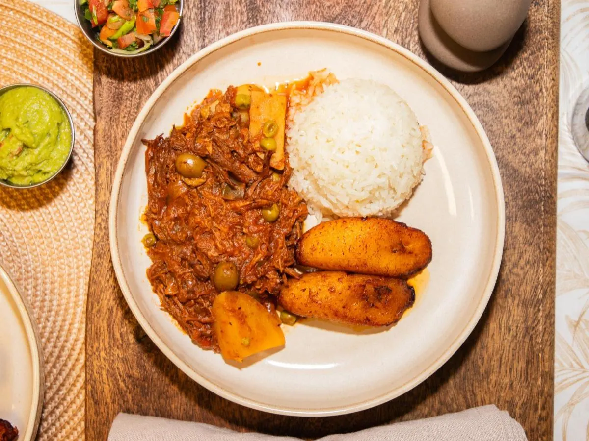 Ropa Vieja with White Rice [Large]