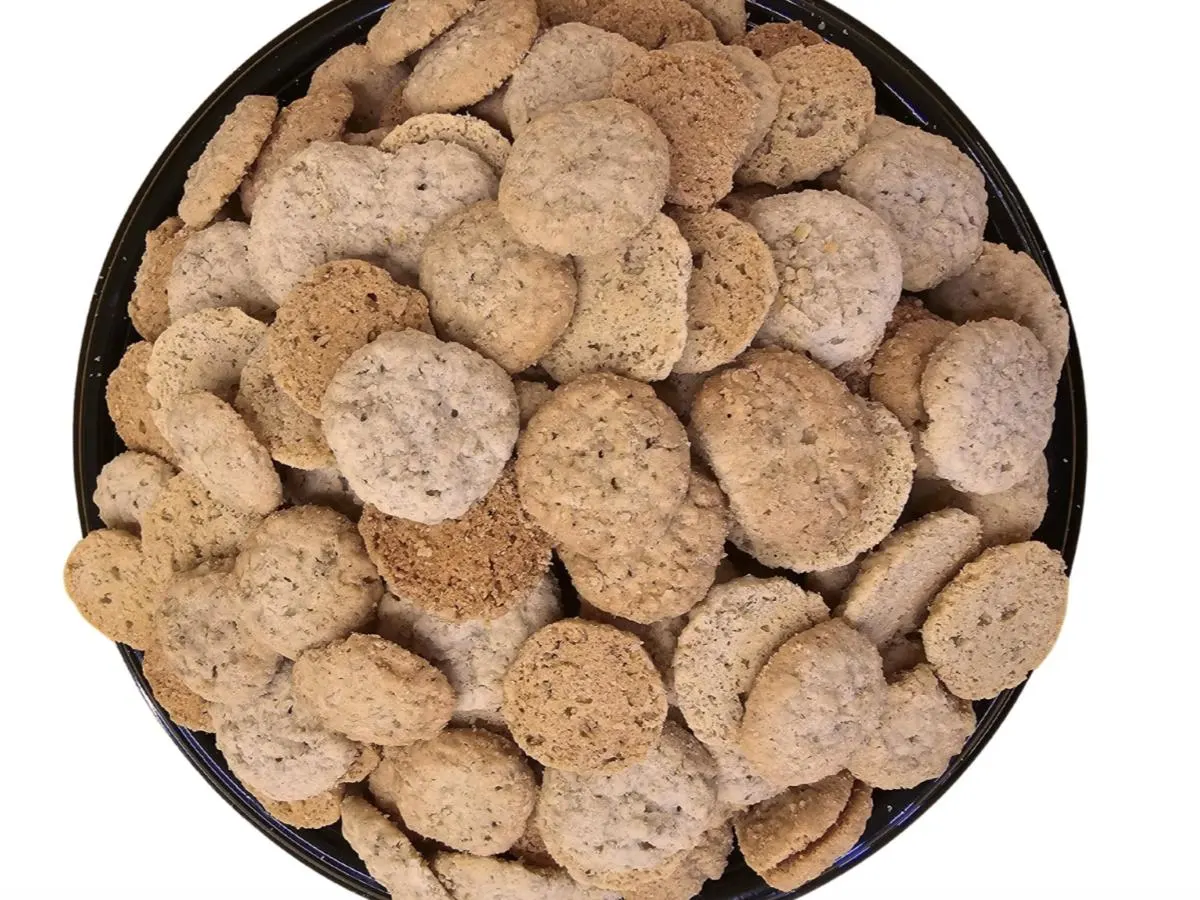 Brown Sugar Oatmeal and Chocolate Chip Mini Crisp Cookie Platter Brown Sugar Oatmeal and Chocolate Chip Mini Crisp Cookie Platter