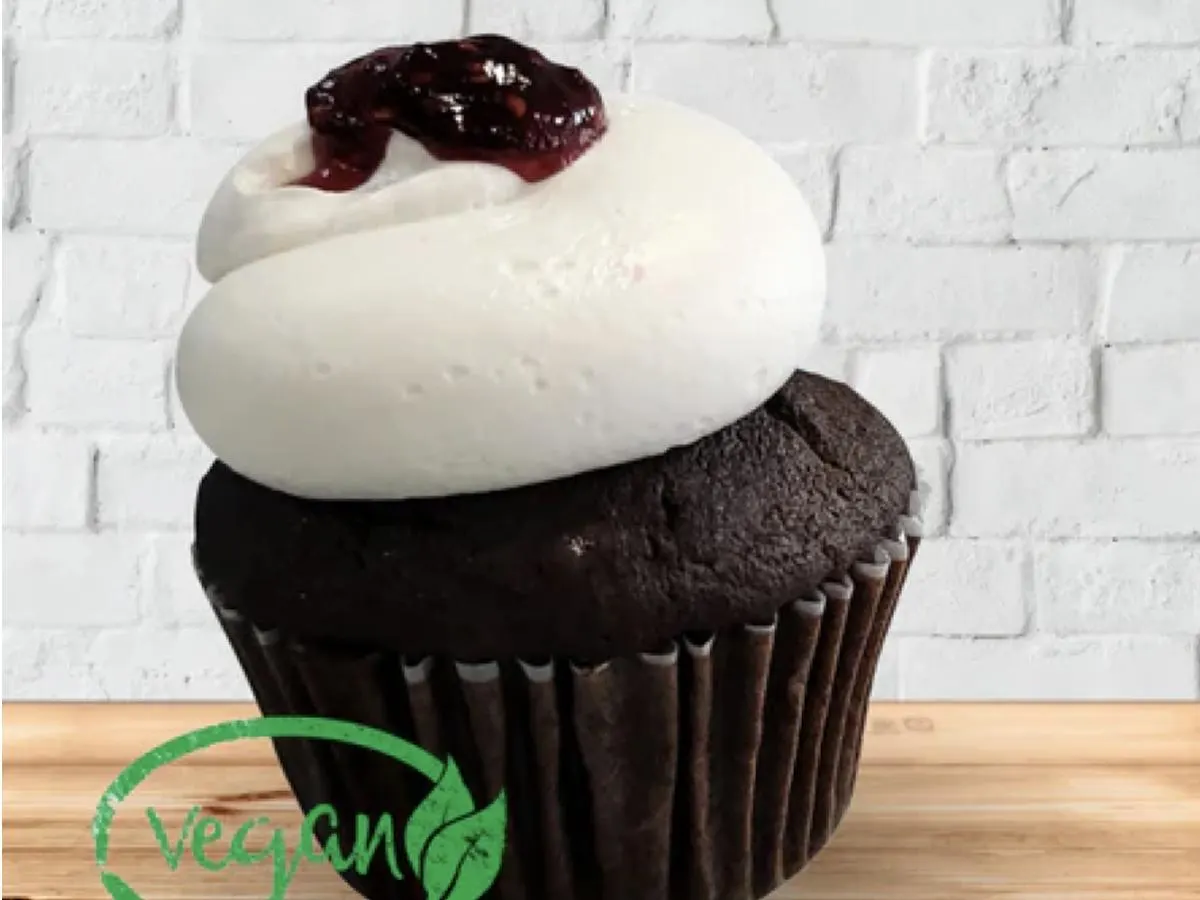 Vegan Black Forest Chocolate Cupcake Vegan Black Forest Chocolate Cupcake