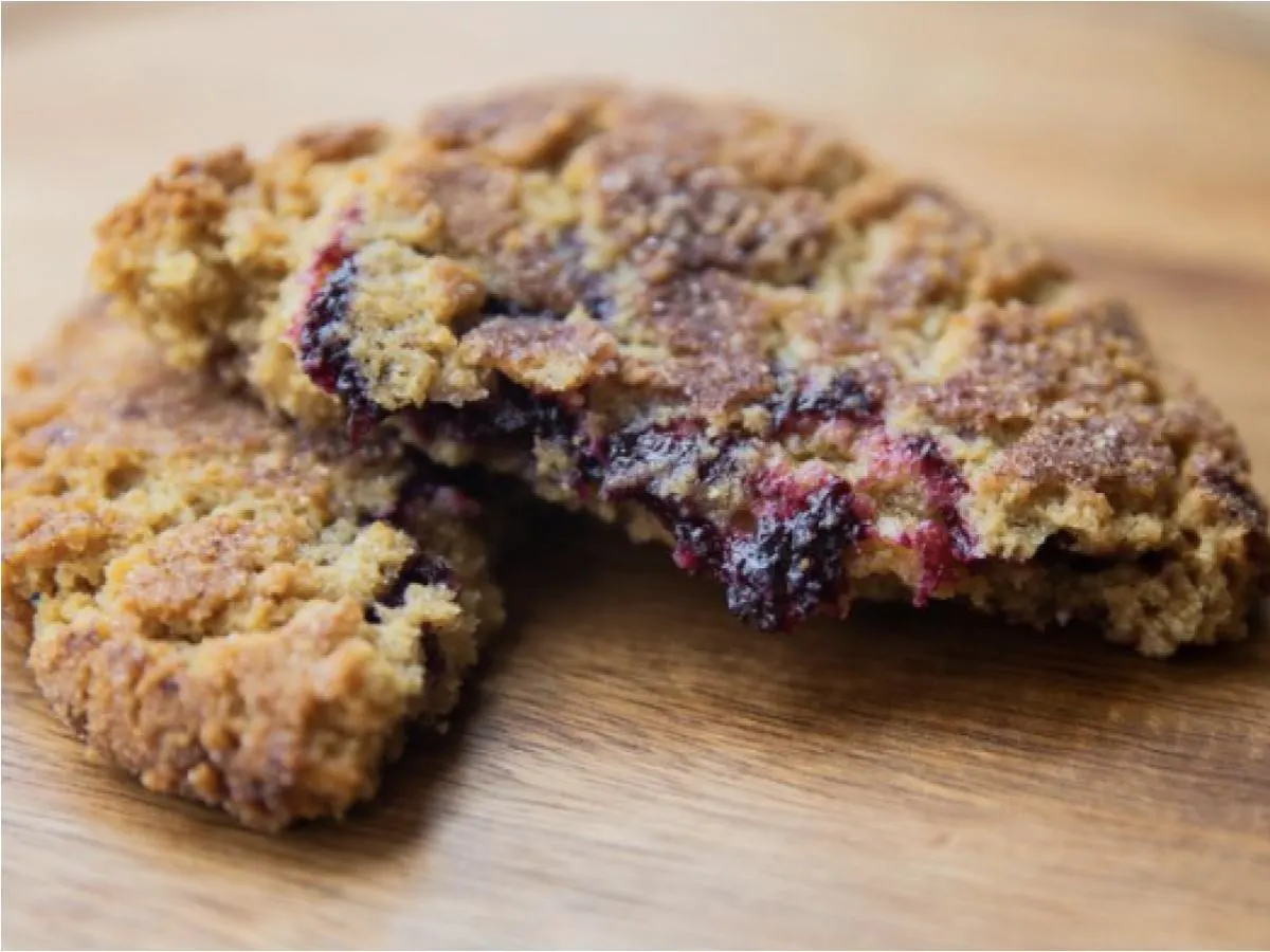 Blackberry Crumb Pie Cookie Blackberry Crumb Pie Cookie