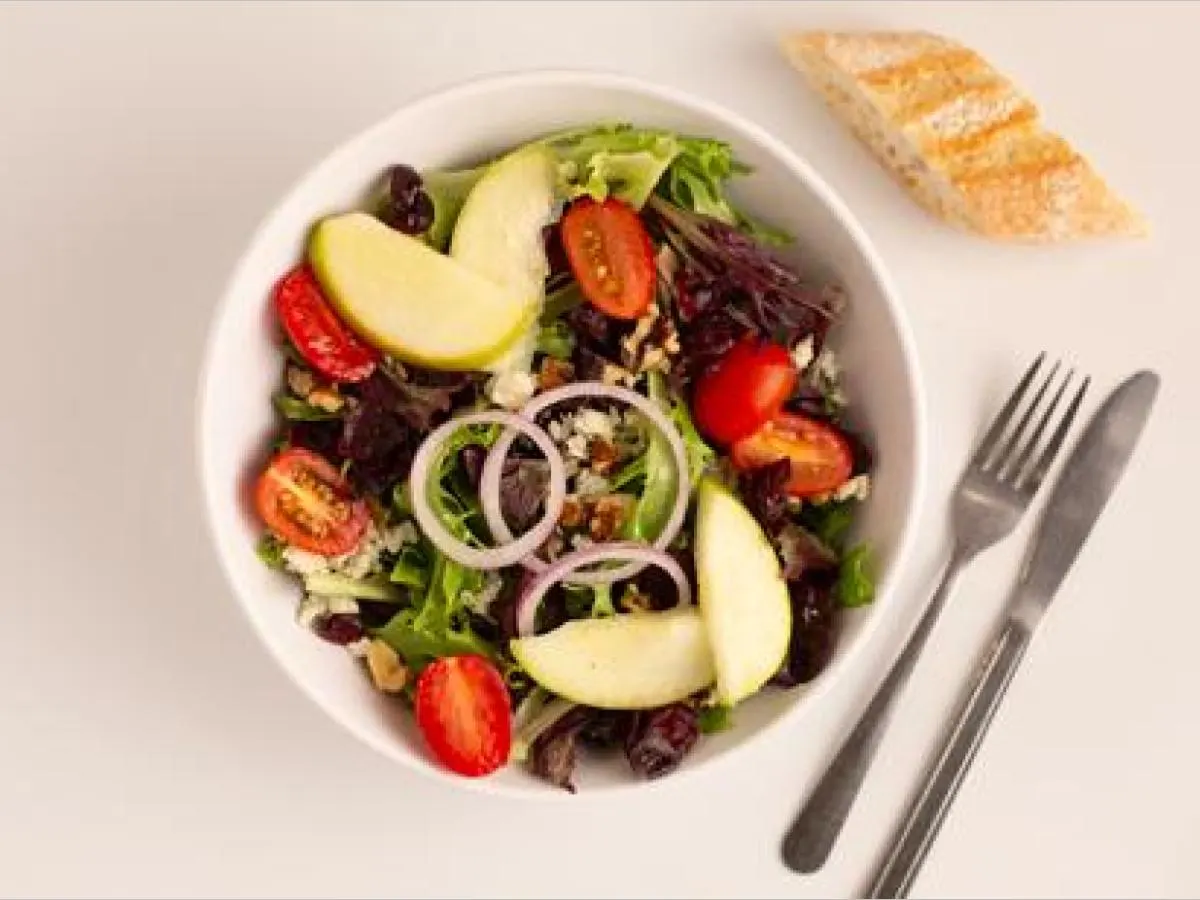 Balsamic Bleu Salad