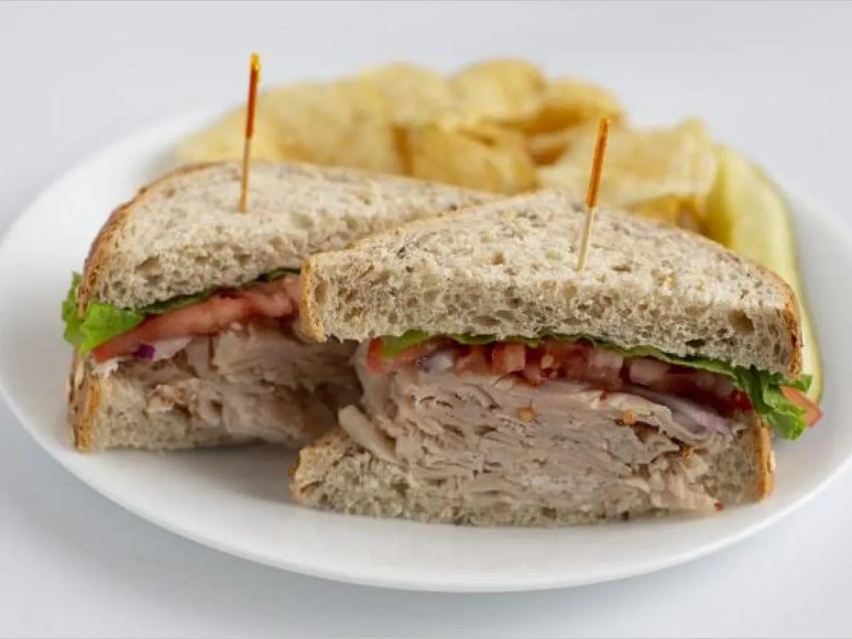 Turkey Sandwich | Fresh Fruit