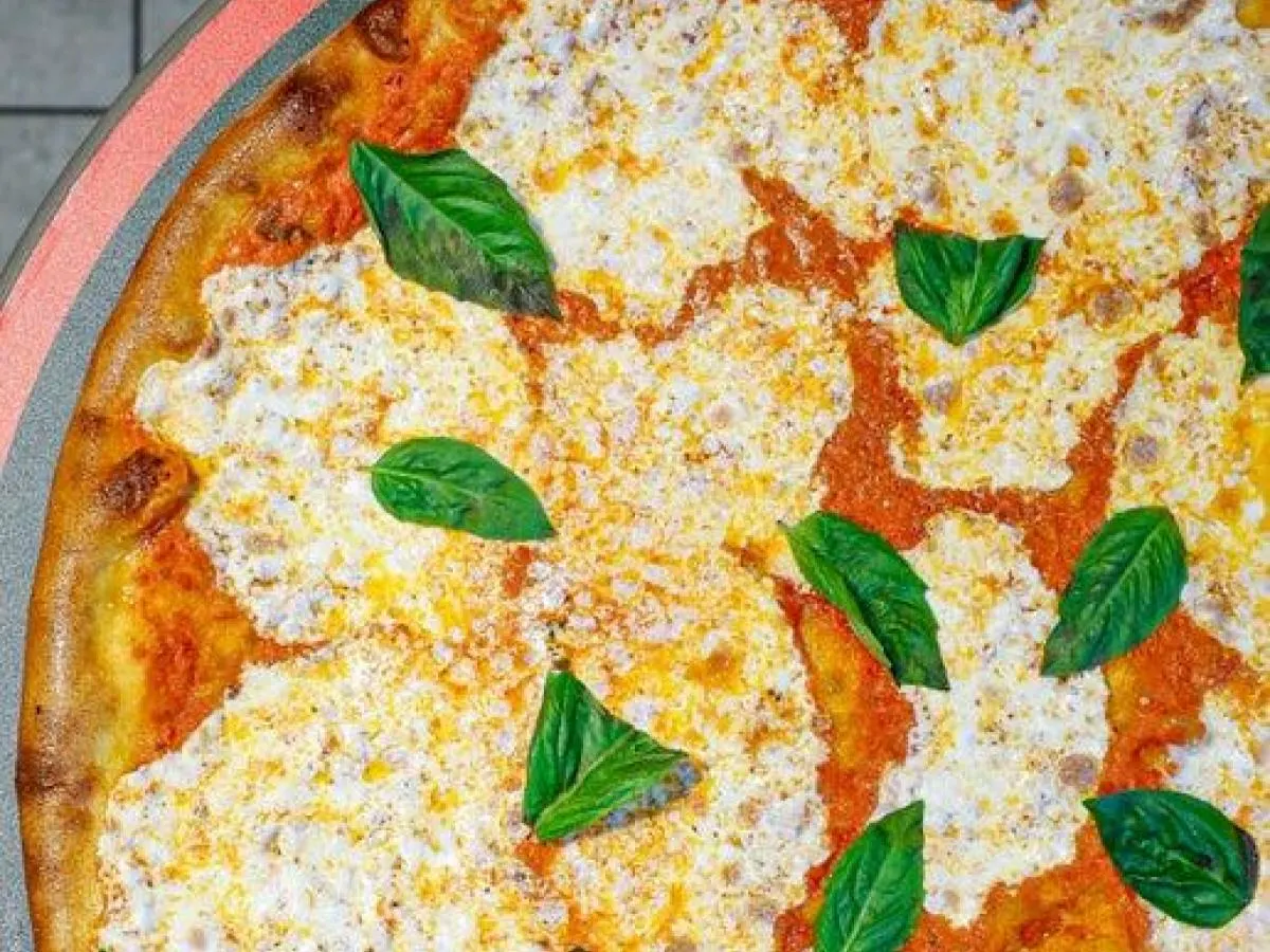 Hot Voddy Pizza