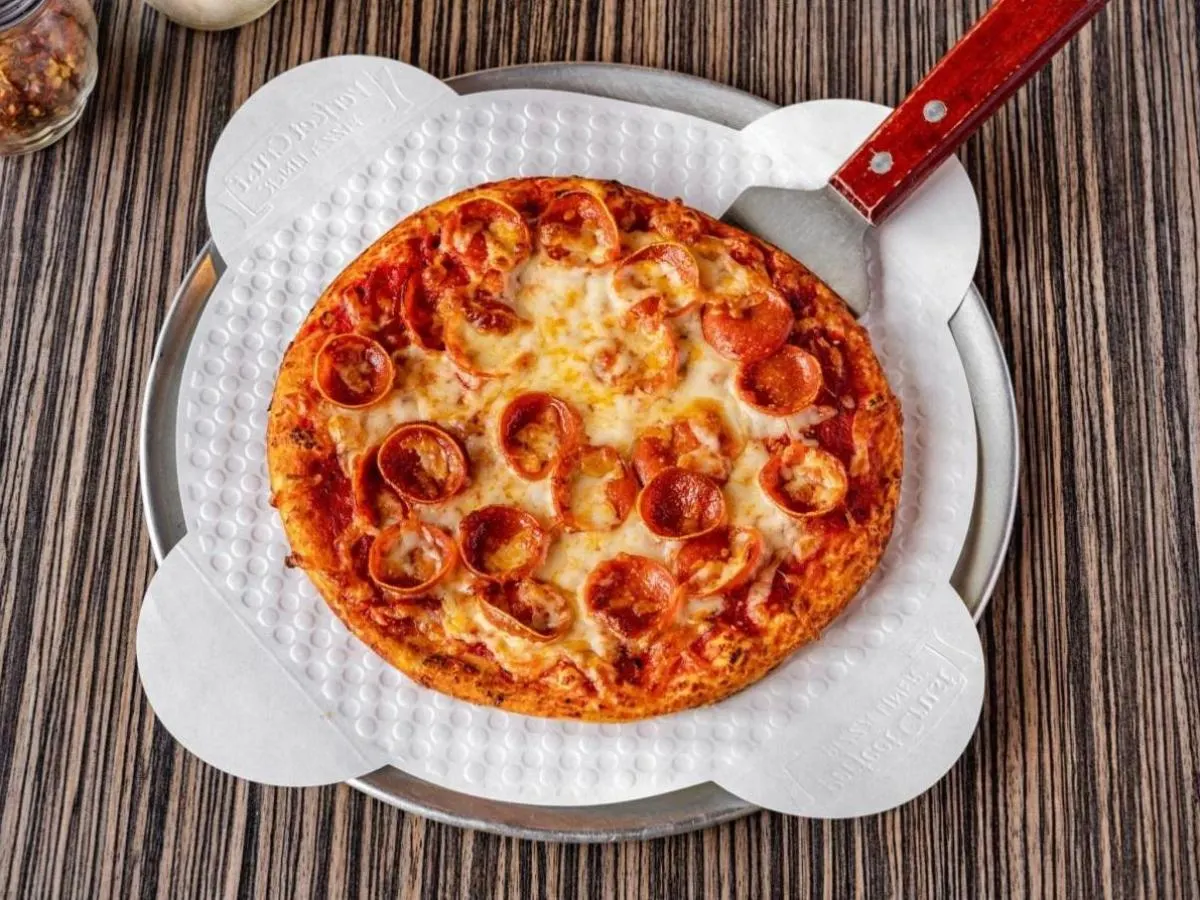 Gluten Free Pepperoni Pizza Gluten Free Pepperoni Pizza