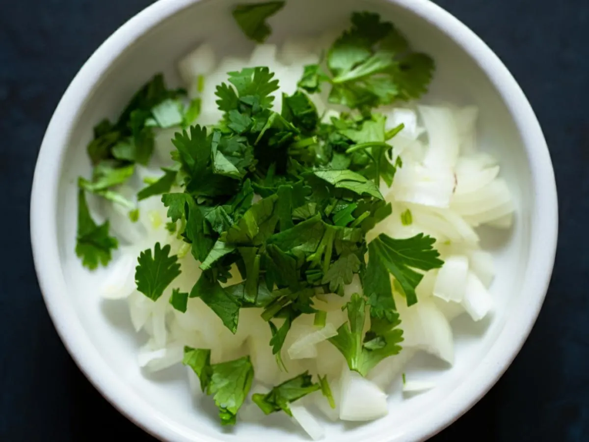 Cilantro & Onions