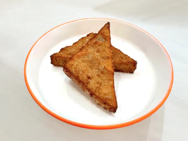 Fried Triangle Taro Cake Fried Triangle Taro Cake