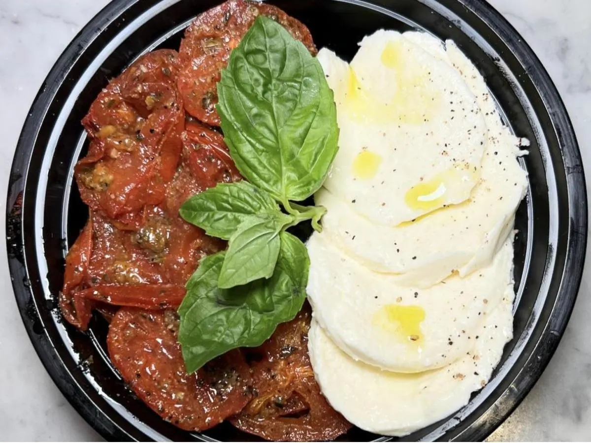 Caprese Salad Caprese Salad