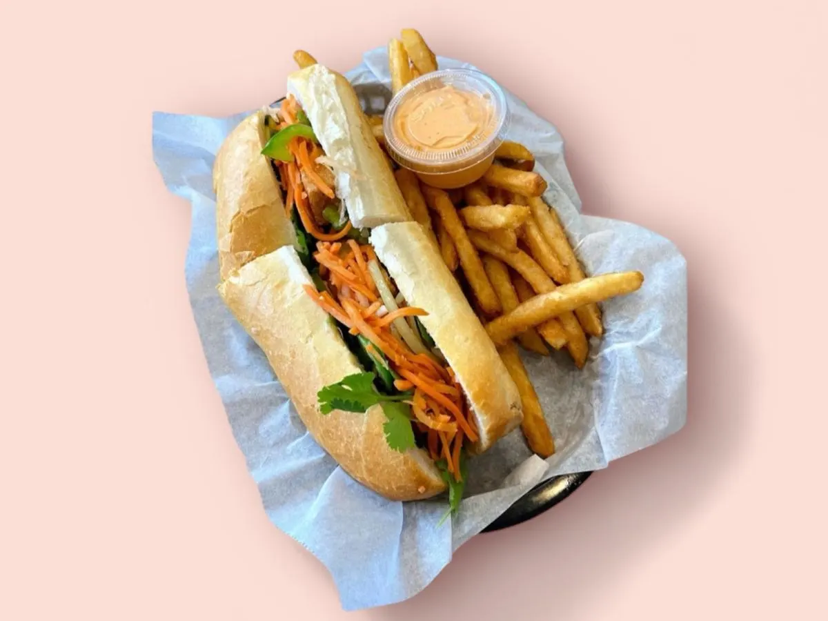 Vegan Lemongrass Tofu Banh Mi Meal with Fries [Large]