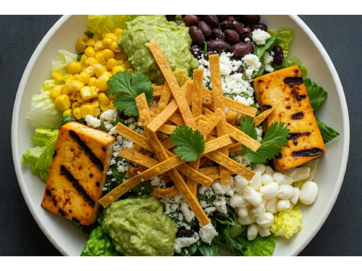 Travieza Salad with Grilled Tofu Travieza Salad with Grilled Tofu