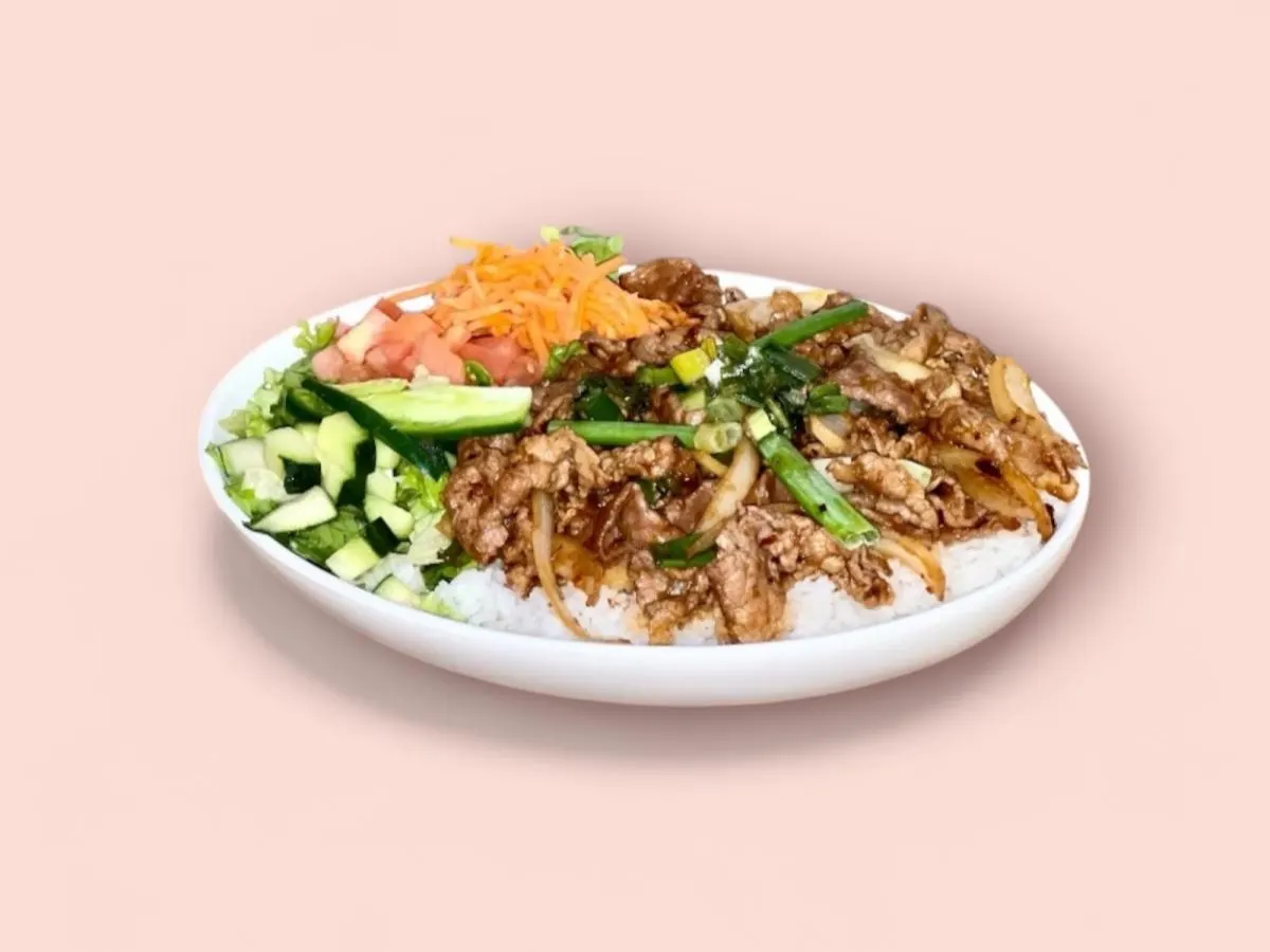 Spicy Lemongrass Beef Salad Bowl Spicy Lemongrass Beef Salad Bowl