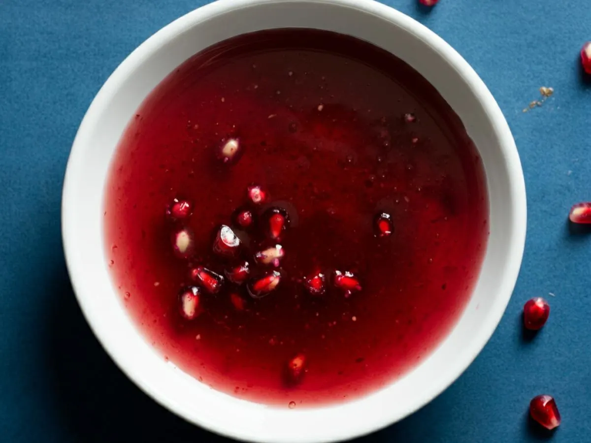 Pomegranate Vinaigrette Pomegranate Vinaigrette