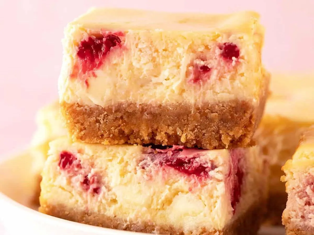 White Chocolate Raspberry Cheesecake White Chocolate Raspberry Cheesecake