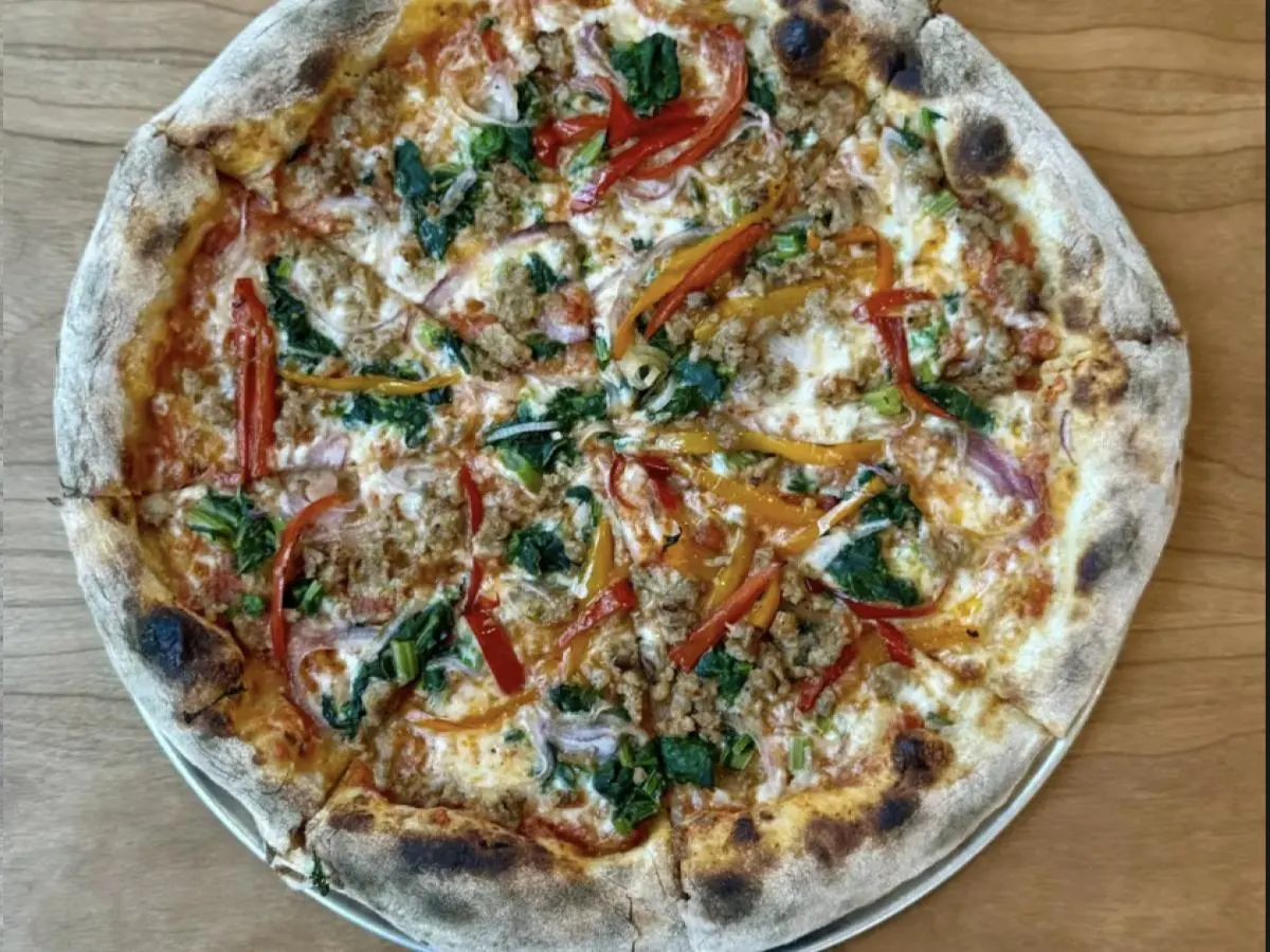 Gluten Free Sausage & Peppers Pizza