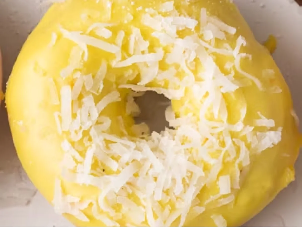 Pina Colada Donut Pina Colada Donut
