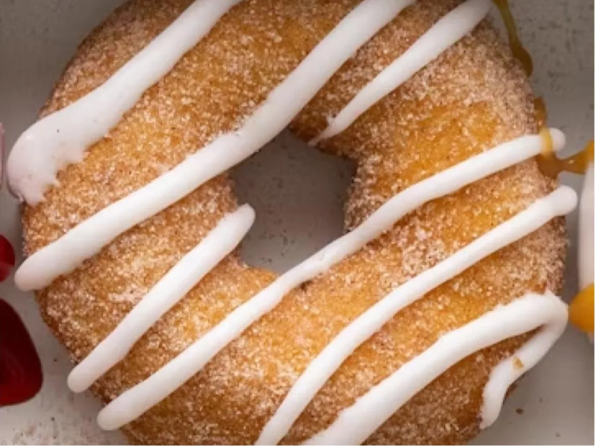 Cinnamon Bun Donut Cinnamon Bun Donut