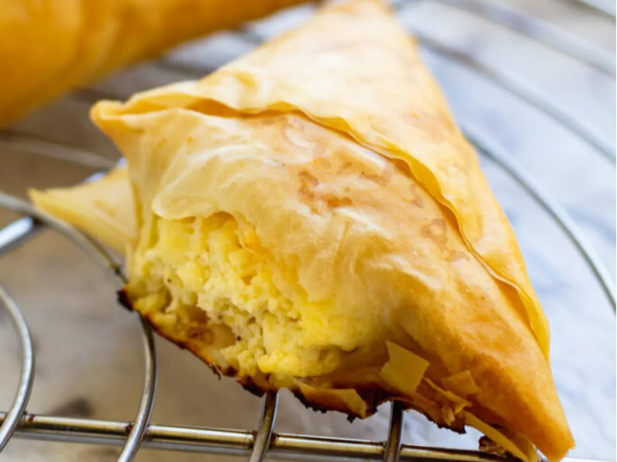 Tiropitakia Cheese Triangles Tiropitakia Cheese Triangles