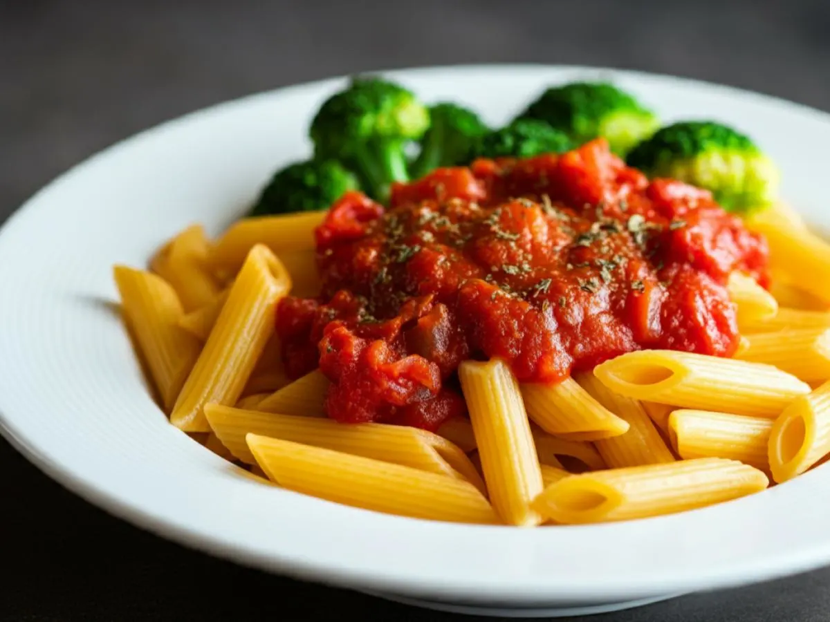 Pasta Primavera with Sautéed Garlic Broccoli Pasta Primavera with Sautéed Garlic Broccoli