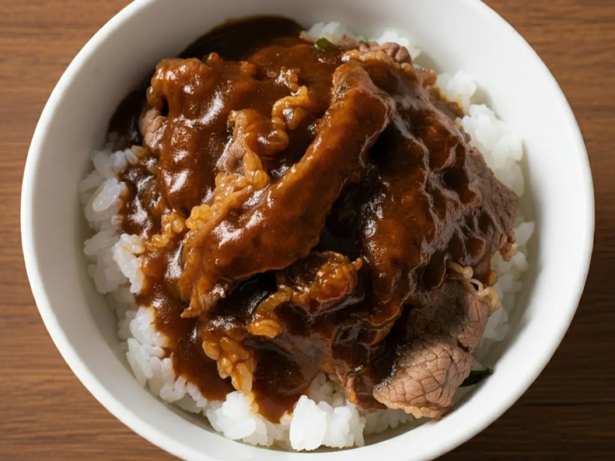 Beef Hayashi Rice (brown sauce) Beef Hayashi Rice (brown sauce)