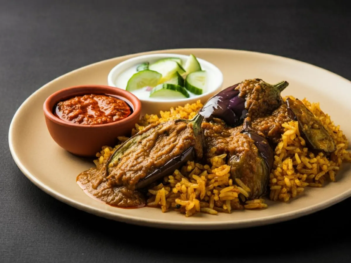 Guttivankai Biryani [16 oz]
