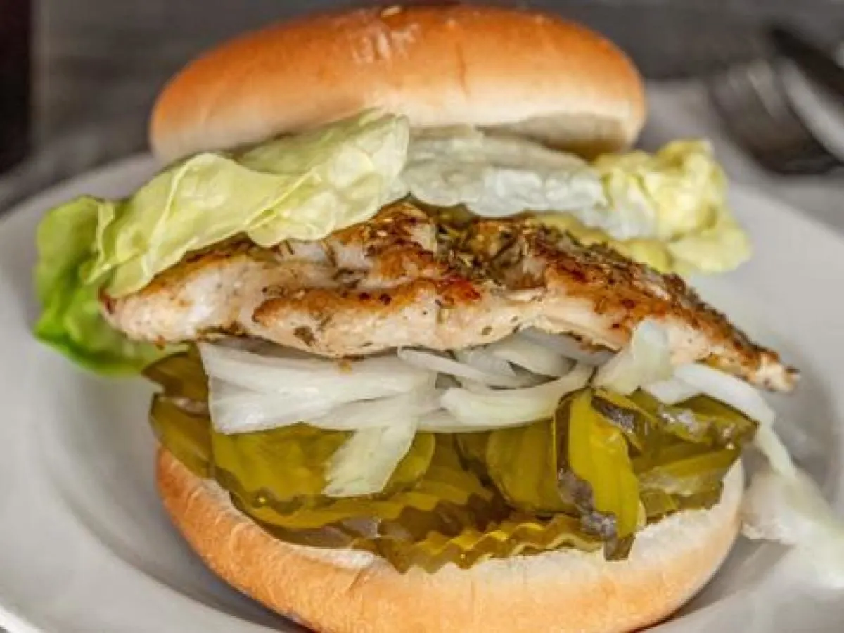 Gluten-Free Grilled Chicken Sandwich