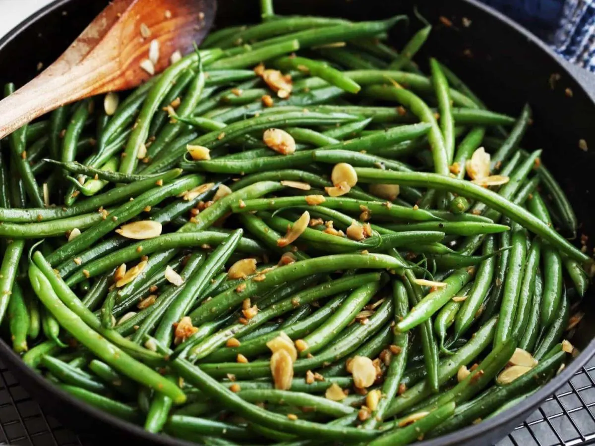 Sauteed Garlic Ginger String Beans Sauteed Garlic Ginger String Beans