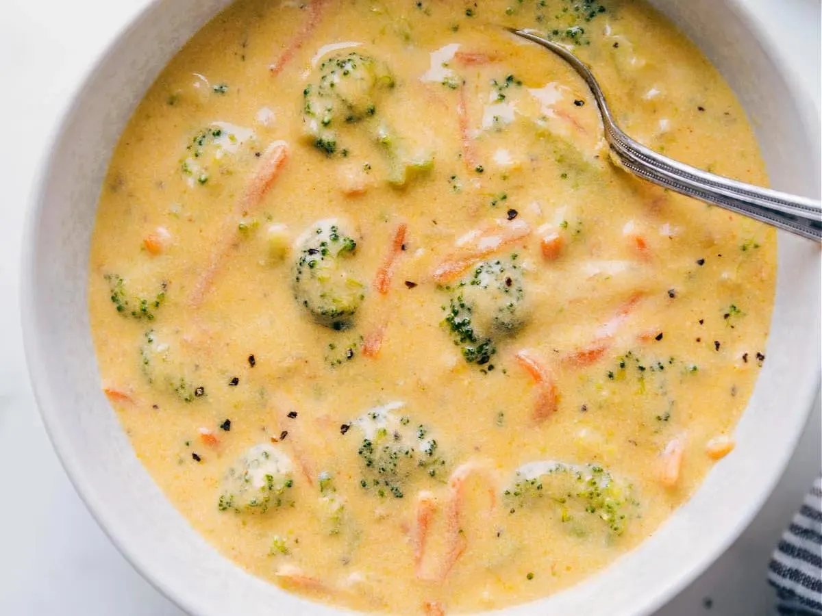 Broccoli Cheddar Soup (Vegetarian) Broccoli Cheddar Soup (Vegetarian)