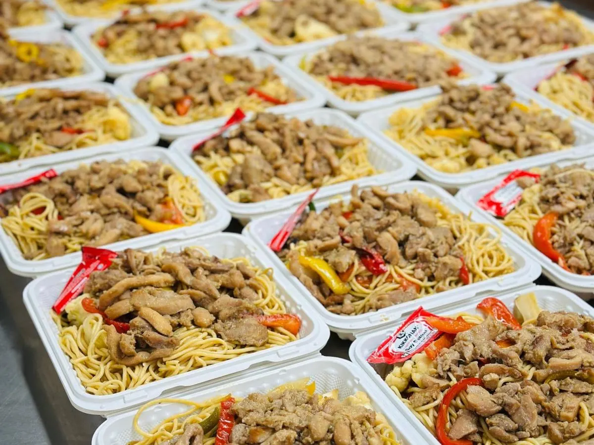 Garlic Noodles with Chicken Garlic Noodles with Chicken