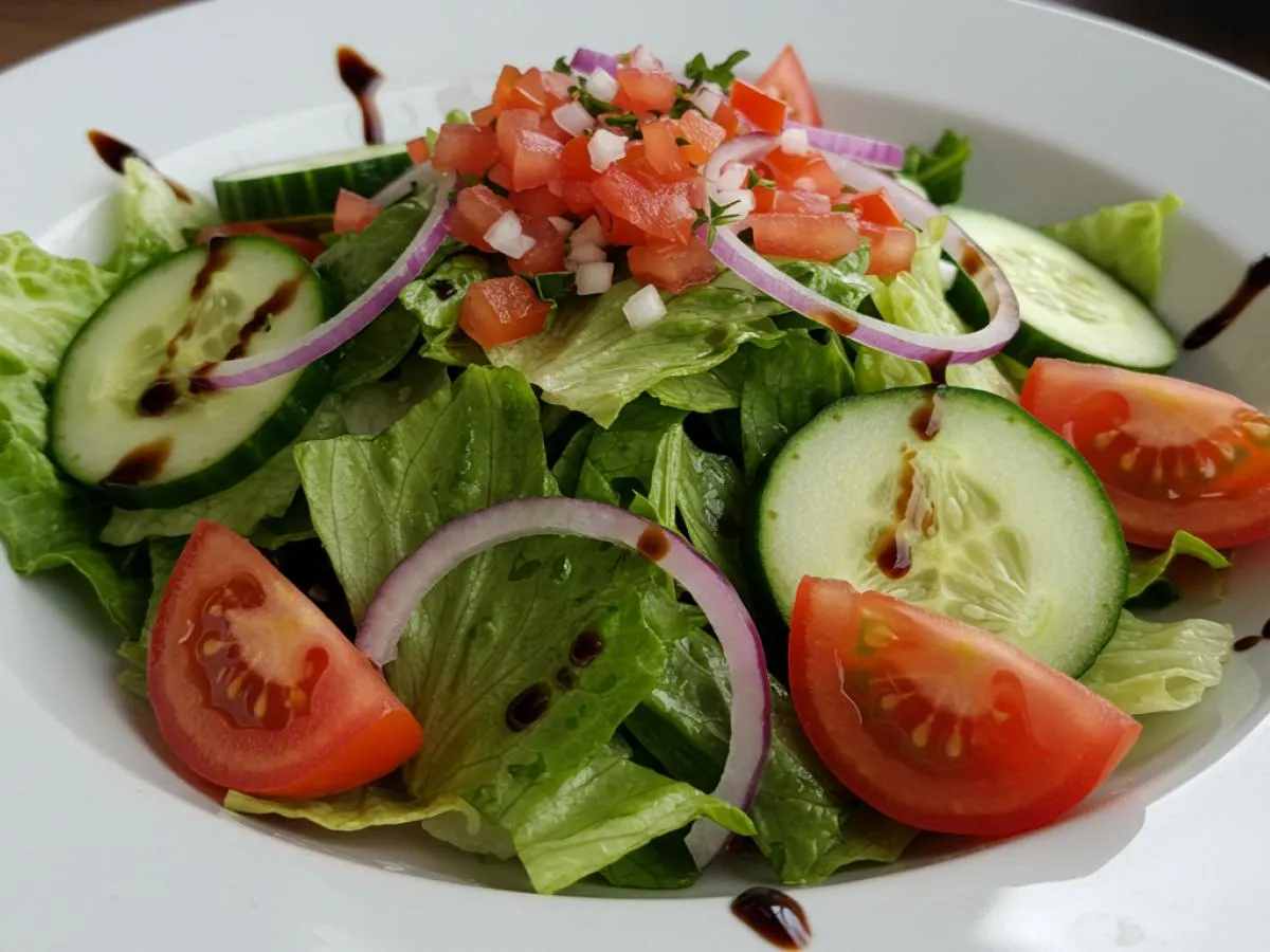 Vegan House Salad with Vinaigrette Vegan House Salad with Vinaigrette